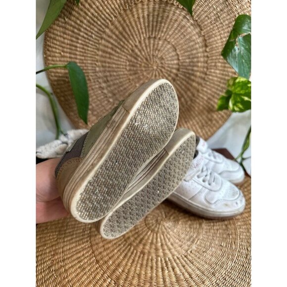 Kids size 8/9 toddler shoes set of 3 - Picture 12 of 12